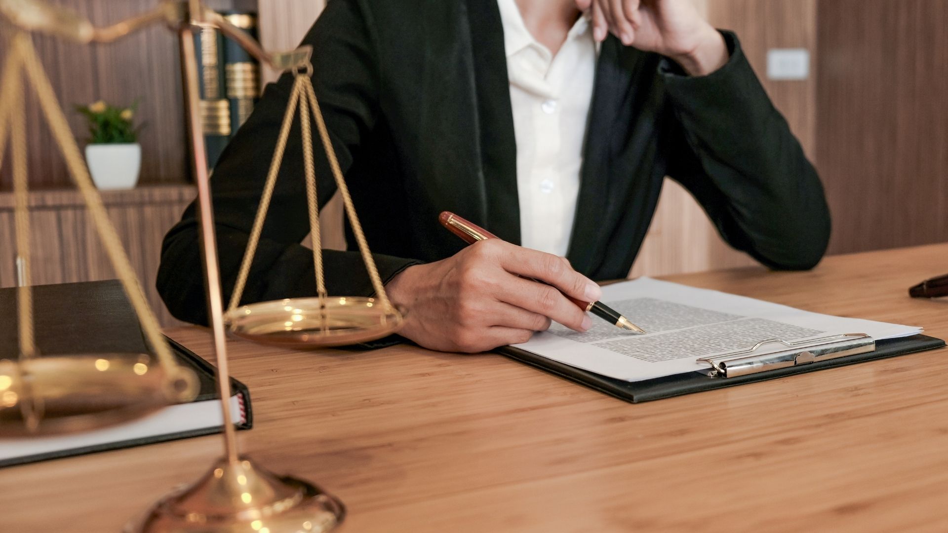 Best Tenant Lawyers to Help You Understand Your Rights