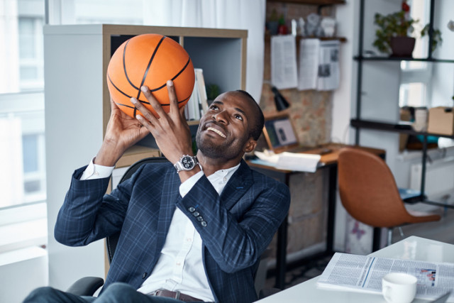 Sports Agent Laws – Athlete Contracts Fees and Registration Requirements